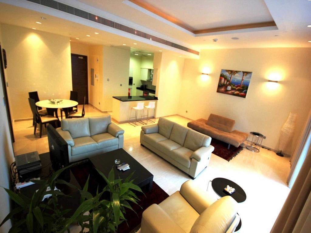 Radiance Premium Suites Dubai Room photo